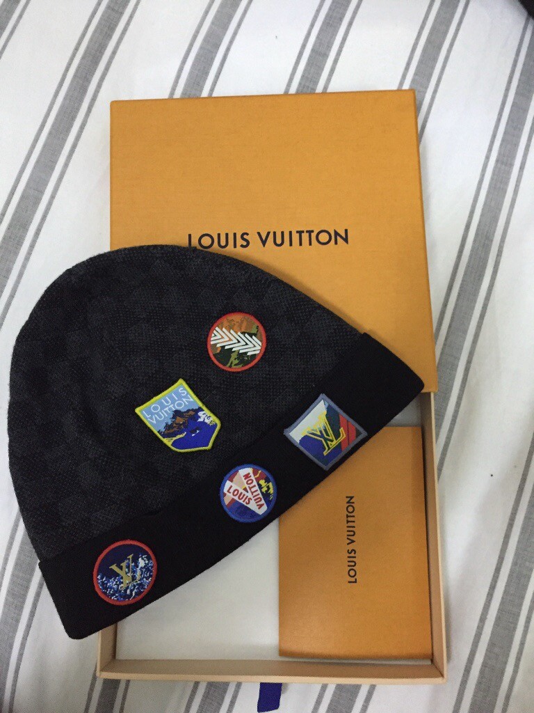 lv alpes petit damier hat